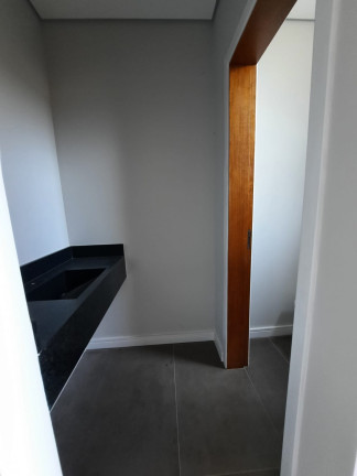 Imagem Casa com 2 Quartos à Venda, 160 m² em Jardim Dos Pinheiros - Atibaia Imagem Casa com 2 Quartos à Venda, 160 m² em Jardim Dos Pinheiros - Atibaia