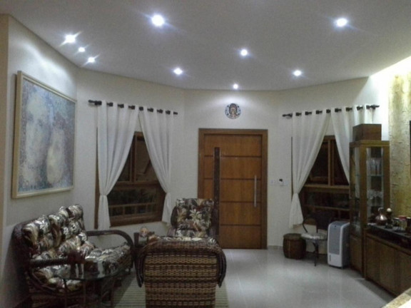 Imagem Casa com 2 Quartos à Venda, 150 m² em Flórida - Praia Grande Imagem Casa com 2 Quartos à Venda, 150 m² em Flórida - Praia Grande