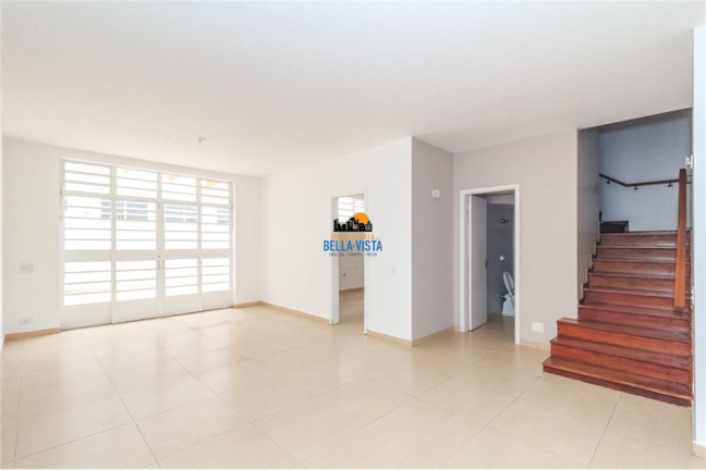 Imagem Casa com 3 Quartos à Venda, em Vila Cordeiro - São Paulo Imagem Casa com 3 Quartos à Venda, em Vila Cordeiro - São Paulo