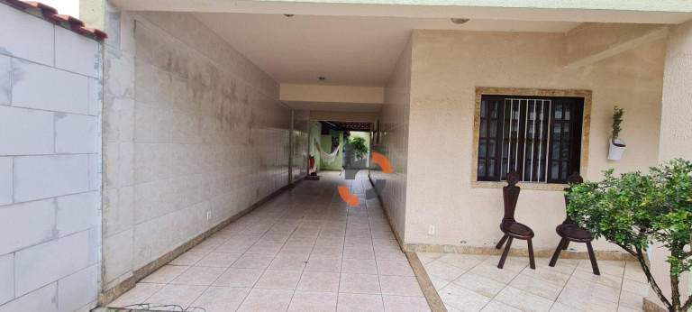 Imagem Casa com 4 Quartos à Venda, 212 m² em Caonze - Nova Iguaçu