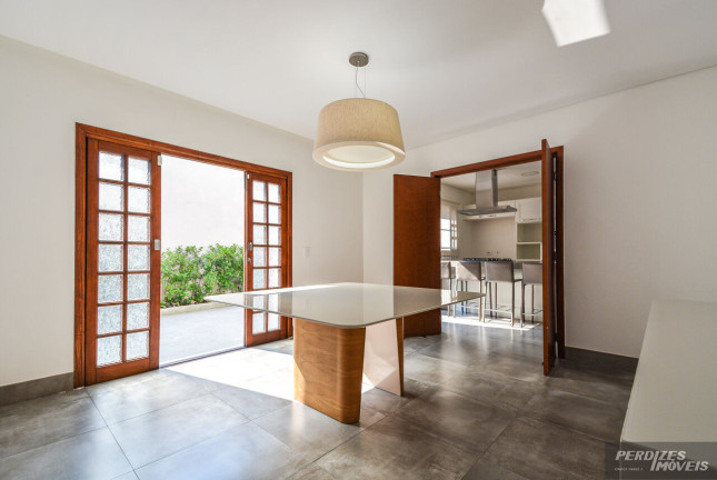 Imagem Casa com 4 Quartos para Alugar, 500 m² em Perdizes - São Paulo Imagem Casa com 4 Quartos para Alugar, 500 m² em Perdizes - São Paulo