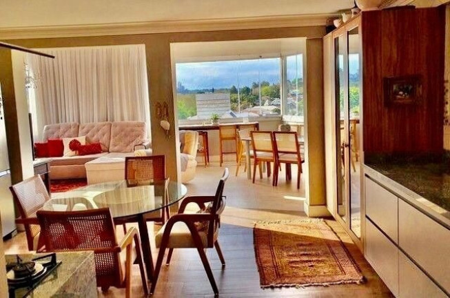 Casa com 5 Quartos à Venda, 450 m² em Santa Quitéria - Curitiba
