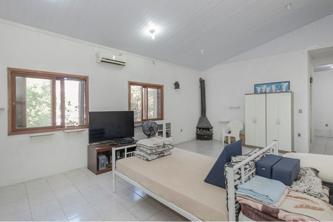 Imagem Casa com 3 Quartos à Venda, 250 m² em Espírito Santo - Porto Alegre