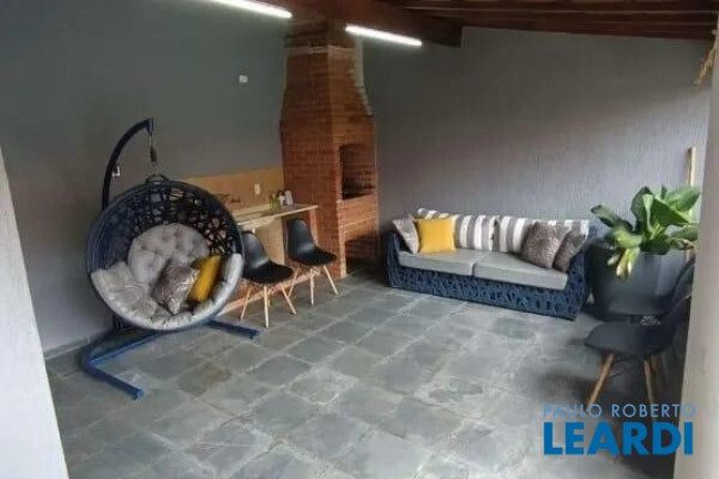 Imagem Casa com 3 Quartos à Venda, 198 m² em Campestre - Santo André