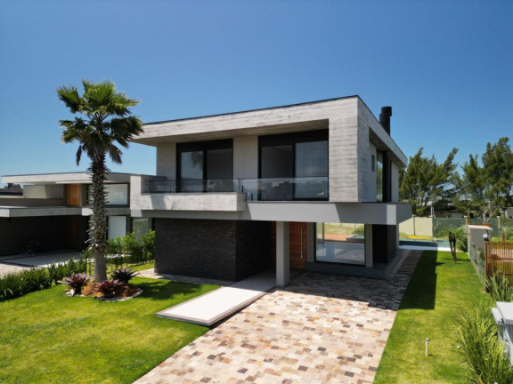 Imagem Casa com 5 Quartos à Venda, 270 m² em -- - Capao Da Canoa