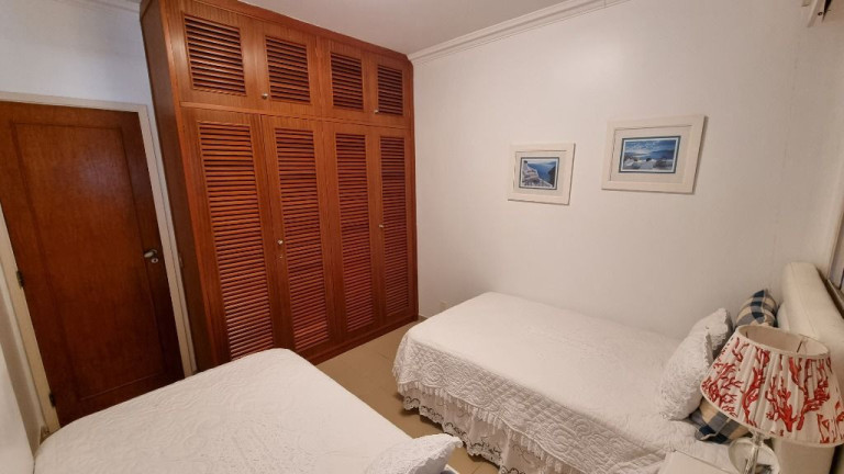 Imagem Apartamento com 3 Quartos à Venda, 150 m² em Pitangueiras - Guarujá
