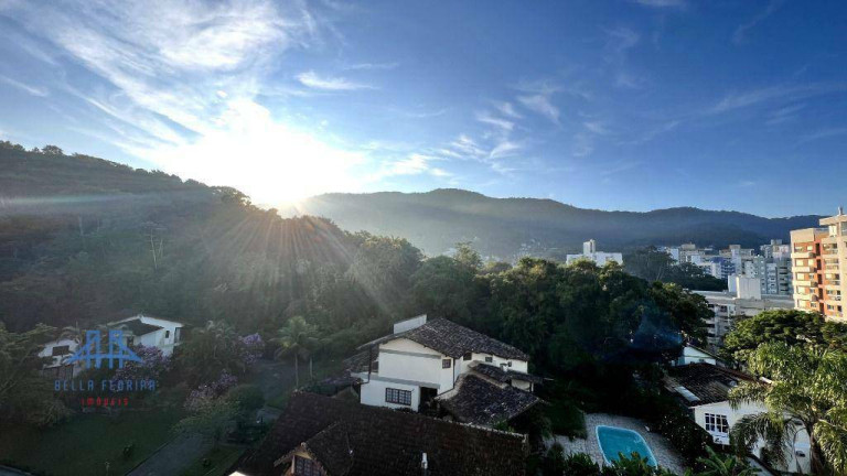 Imagem Apartamento com 2 Quartos à Venda, 74 m² em Itacorubi - Florianópolis
