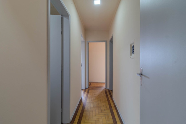 Imagem Casa com 3 Quartos à Venda, 259 m² em Bom Jesus - Porto Alegre