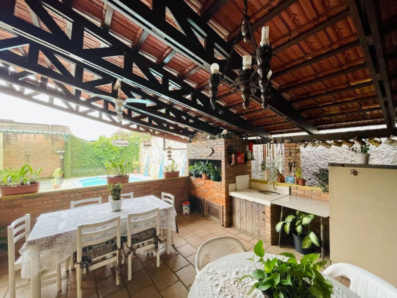 Imagem Casa com 5 Quartos à Venda, 240 m² em Itoupava Central - Blumenau
