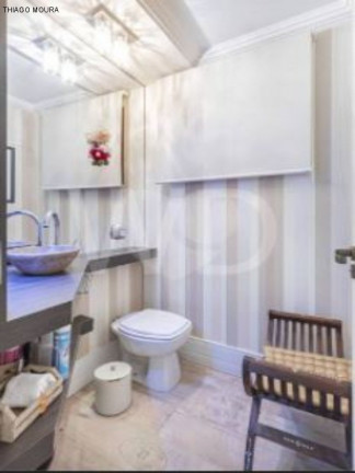 Imagem Imóvel com 3 Quartos à Venda, 314 m² em Jardim Itu - Porto Alegre Imagem Imóvel com 3 Quartos à Venda, 314 m² em Jardim Itu - Porto Alegre