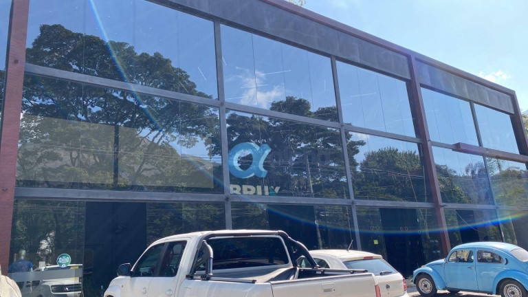 Imagem Loja para Alugar, 531 m² em Corrêas - Petrópolis