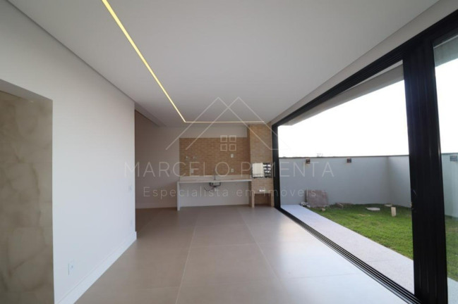 Imagem Sobrado com 3 Quartos à Venda,  em Roncáglia - Valinhos