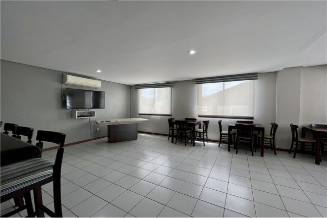 Imagem Imóvel com 3 Quartos à Venda, em Passo Da Areia - Porto Alegre Imagem Imóvel com 3 Quartos à Venda, em Passo Da Areia - Porto Alegre