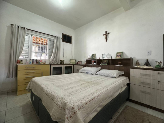 Imagem Casa com 4 Quartos à Venda, 220 m² em Centro - Balneário Barra Do Sul
