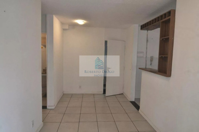 Imagem Imóvel com 2 Quartos à Venda, 46 m² em Camorim - Rio De Janeiro Imagem Imóvel com 2 Quartos à Venda, 46 m² em Camorim - Rio De Janeiro