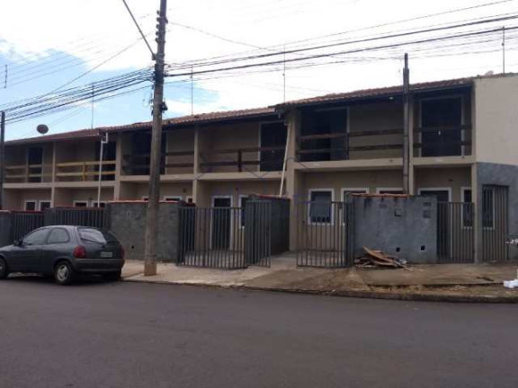 Casa com 2 Quartos à Venda, 260 m² em Jardim Margarida - Pirassununga