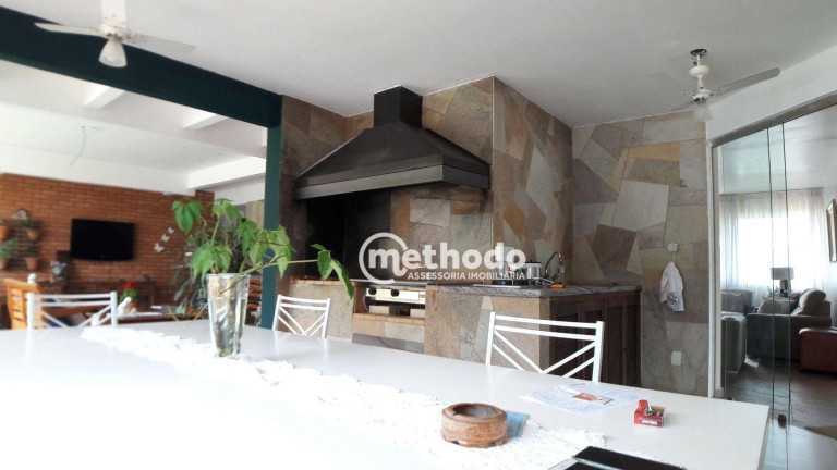 Imagem Casa com 6 Quartos à Venda, 302 m² em Taquaral - Campinas Imagem Casa com 6 Quartos à Venda, 302 m² em Taquaral - Campinas