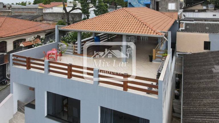 Casa com 3 Quartos à Venda, 162 m² em Pestana - Osasco
