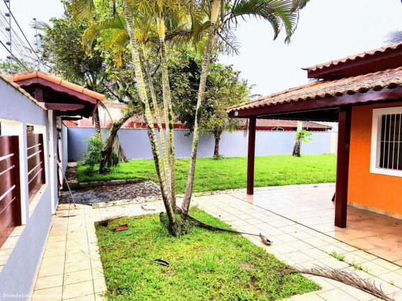 Imagem Casa com 2 Quartos à Venda, 163 m² em Belmira Novaes - Peruíbe Imagem Casa com 2 Quartos à Venda, 163 m² em Belmira Novaes - Peruíbe