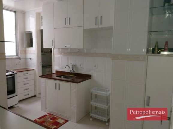 Apartamento com 2 Quartos à Venda, 60 m² em Centro - Petrópolis