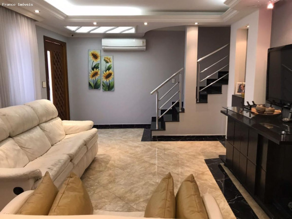 Imagem Sobrado à Venda, 280 m² em Parque Jaçatuba - Santo André Imagem Sobrado à Venda, 280 m² em Parque Jaçatuba - Santo André