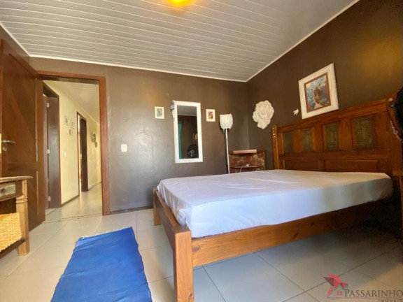 Imagem Casa com 4 Quartos à Venda, 300 m² em Praia Da Cal - Torres Imagem Casa com 4 Quartos à Venda, 300 m² em Praia Da Cal - Torres