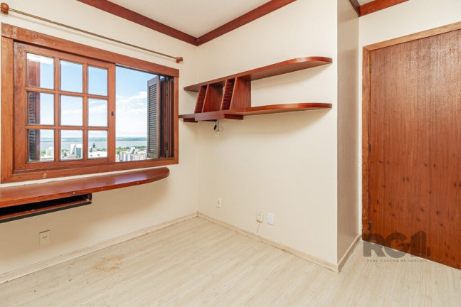 Imagem Imóvel com 3 Quartos à Venda, em Menino Deus - Porto Alegre Imagem Imóvel com 3 Quartos à Venda, em Menino Deus - Porto Alegre