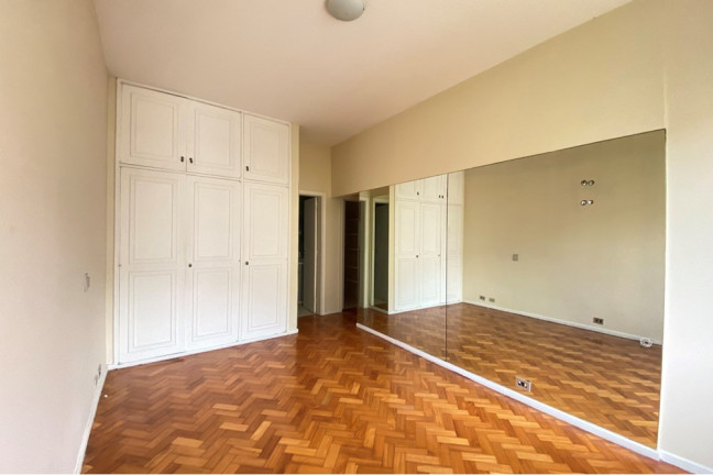Imagem Apartamento com 3 Quartos à Venda, 136 m² em Copacabana - Rio De Janeiro