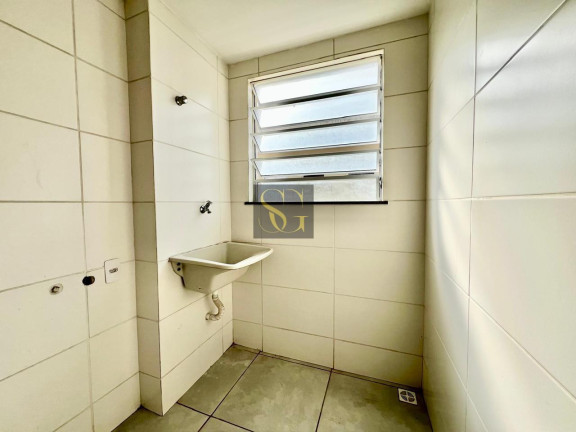 Imagem Apartamento com 2 Quartos à Venda, 50 m² em Pimenteiras - Teresópolis