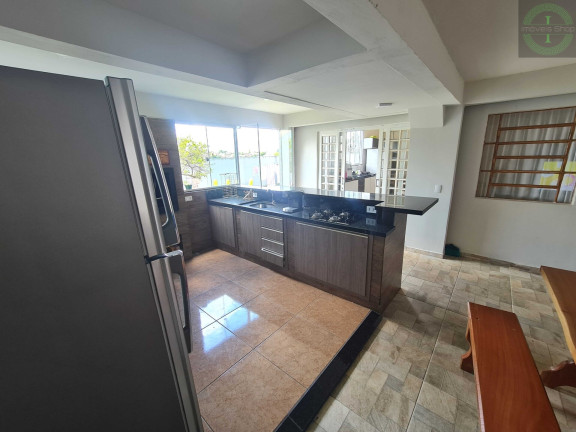Imagem Casa com 3 Quartos à Venda, 285 m² em Contorno - Ponta Grossa