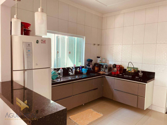 Imagem Sobrado com 3 Quartos à Venda, 220 m² em Universitário - Campo Grande Imagem Sobrado com 3 Quartos à Venda, 220 m² em Universitário - Campo Grande
