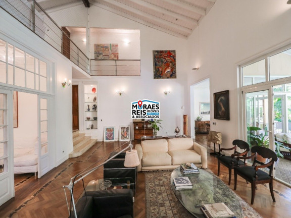Casa de Condomínio com 4 Quartos para Alugar, 890 m² em Vila Morumbi - São Paulo