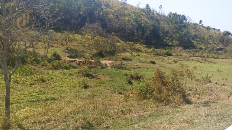 Chácara com 3 Quartos à Venda, 500 m² em Varadouro - São José Dos Campos