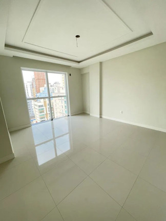 Imagem Apartamento com 4 Quartos à Venda, 180 m² em Meia Praia - Itapema