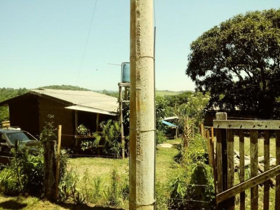 Imagem Imóvel com 2 Quartos à Venda, 99 m² em Fazenda Fialho - Taquara Imagem Imóvel com 2 Quartos à Venda, 99 m² em Fazenda Fialho - Taquara