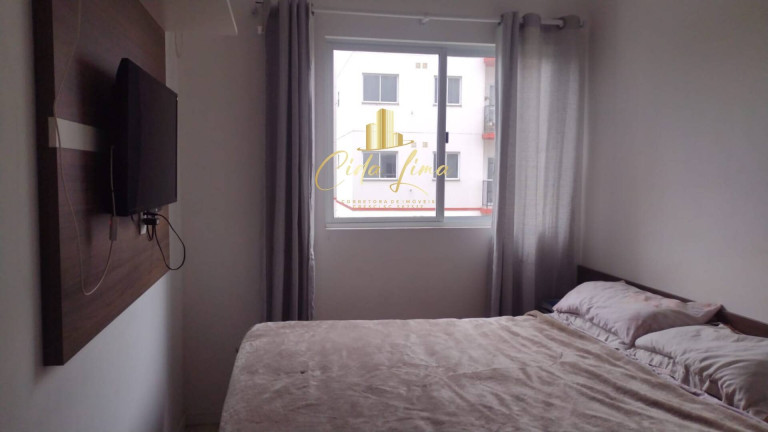 Imagem Apartamento com 2 Quartos à Venda, 57 m² em Aririú - Palhoça