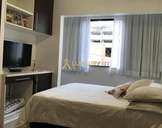 Imagem Imóvel com 3 Quartos à Venda, 244 m² em Buritis - Belo Horizonte