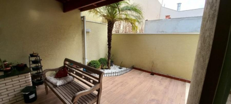 Imagem Casa com 3 Quartos à Venda, 200 m² em Jardim Maristela - Atibaia Imagem Casa com 3 Quartos à Venda, 200 m² em Jardim Maristela - Atibaia