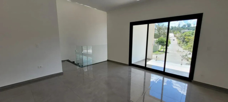 Imagem Casa com 3 Quartos à Venda, em Jardim Caiapiá - Cotia Imagem Casa com 3 Quartos à Venda, em Jardim Caiapiá - Cotia