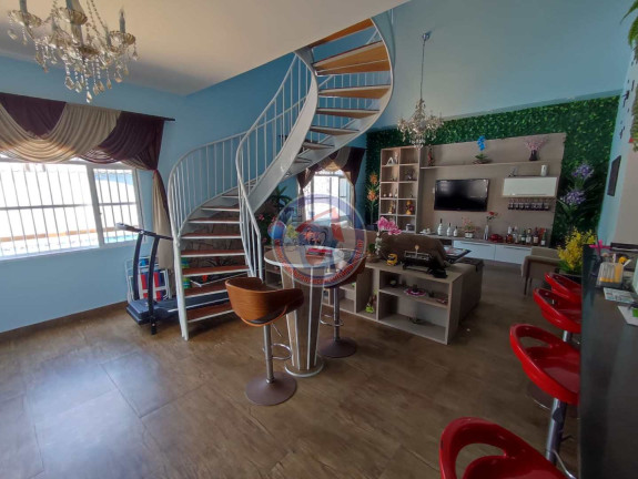Imagem Casa com 3 Quartos à Venda, 430 m² em Flórida - Praia Grande