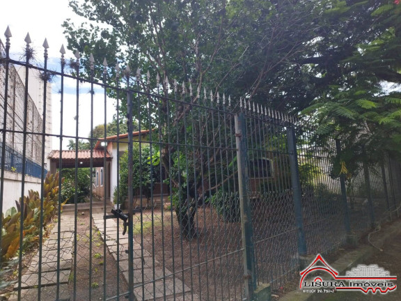 Imagem Casa com 3 Quartos para Alugar, em Centro - Jacareí Imagem Casa com 3 Quartos para Alugar, em Centro - Jacareí