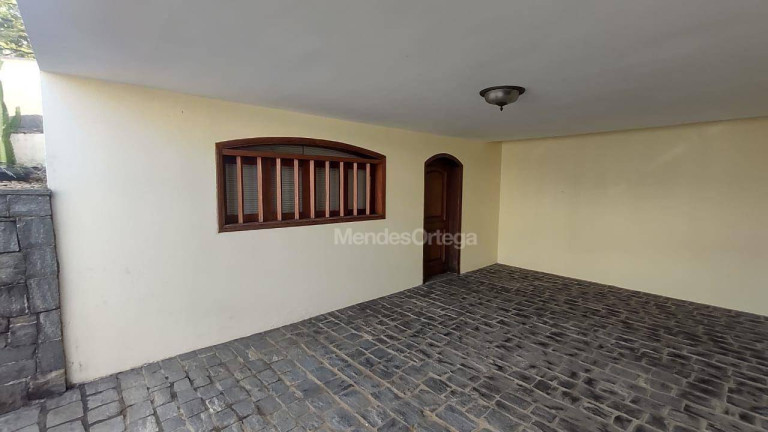 Imagem Casa com 3 Quartos à Venda, 194 m² em Vila Trujillo - Sorocaba Imagem Casa com 3 Quartos à Venda, 194 m² em Vila Trujillo - Sorocaba