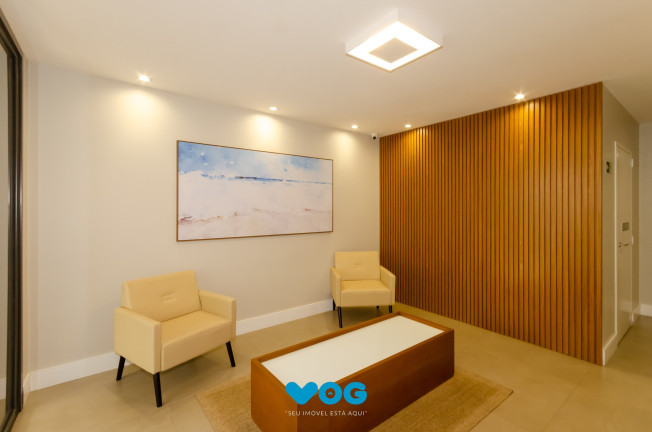 Imagem Imóvel com 2 Quartos à Venda, 171 m² em Mont' Serrat - Porto Alegre Imagem Imóvel com 2 Quartos à Venda, 171 m² em Mont' Serrat - Porto Alegre