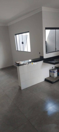Imagem Casa com 2 Quartos à Venda, 65 m²