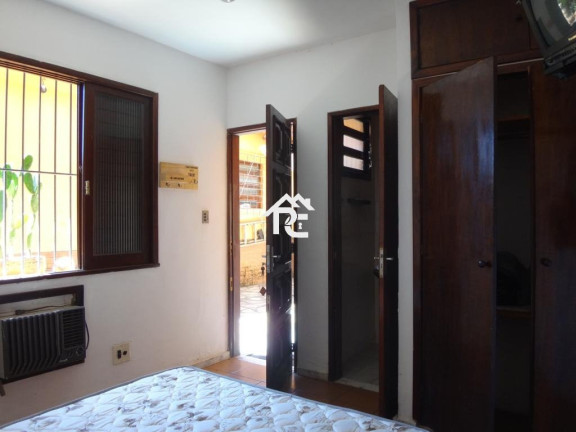 Imagem Casa com 7 Quartos à Venda,  em Balneário Remanso - Rio Das Ostras
