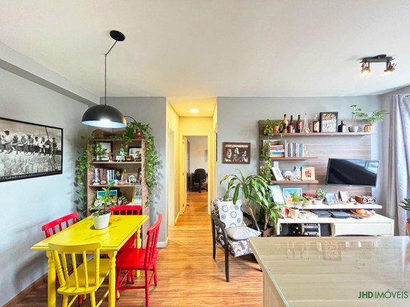 Imagem Apartamento com 2 Quartos à Venda, 49 m² em Cristal - Porto Alegre Imagem Apartamento com 2 Quartos à Venda, 49 m² em Cristal - Porto Alegre