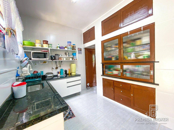 Imagem Casa com 5 Quartos à Venda, 290 m² em Vale Do Paraíso - Teresópolis Imagem Casa com 5 Quartos à Venda, 290 m² em Vale Do Paraíso - Teresópolis