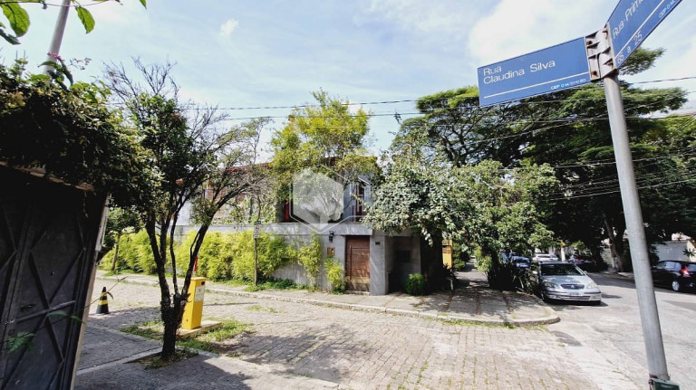 Imagem Imóvel com 3 Quartos à Venda, 216 m² em Jardim Paulista - São Paulo Imagem Imóvel com 3 Quartos à Venda, 216 m² em Jardim Paulista - São Paulo