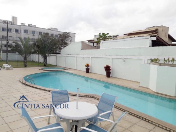 Imagem Casa com 3 Quartos para Alugar, 230 m² em Campos Dos Goytacazes Imagem Casa com 3 Quartos para Alugar, 230 m² em Campos Dos Goytacazes