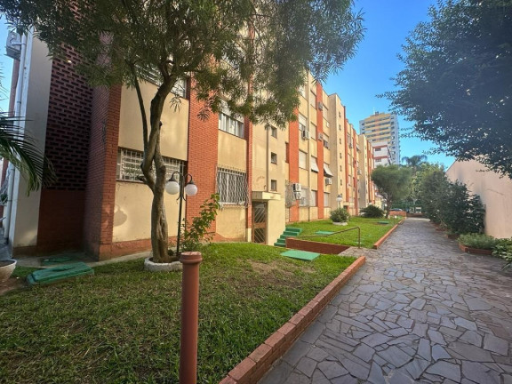 Imagem Imóvel com 3 Quartos à Venda, em Menino Deus - Porto Alegre Imagem Imóvel com 3 Quartos à Venda, em Menino Deus - Porto Alegre